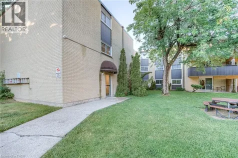 75 Hazelglen Drive Kitchener ON N2M 2E2