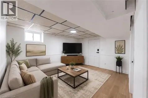 65 Garden Crescent Hamilton ON L8V 4I3