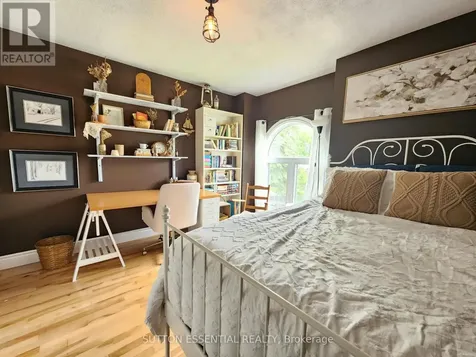 136 Margaret Place Brockville ON K6V 6Y6