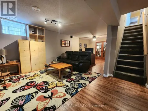 136 Margaret Place Brockville ON K6V 6Y6