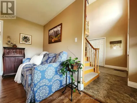 136 Margaret Place Brockville ON K6V 6Y6