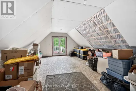 18 Bedford Street Westport ON K0G 1X0