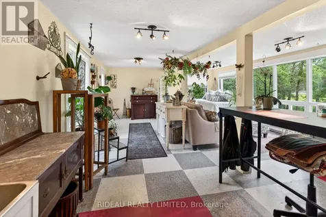 18 Bedford Street Westport ON K0G 1X0