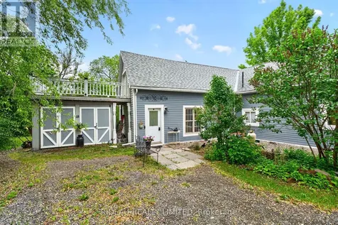 18 Bedford Street Westport ON K0G 1X0