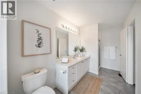 223 Skinner Road Hamilton ON L8B 1X2
