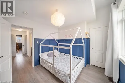 223 Skinner Road Hamilton ON L8B 1X2