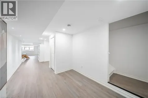 223 Skinner Road Hamilton ON L8B 1X2