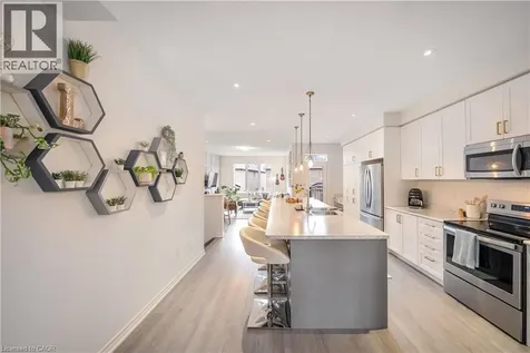 223 Skinner Road Hamilton ON L8B 1X2