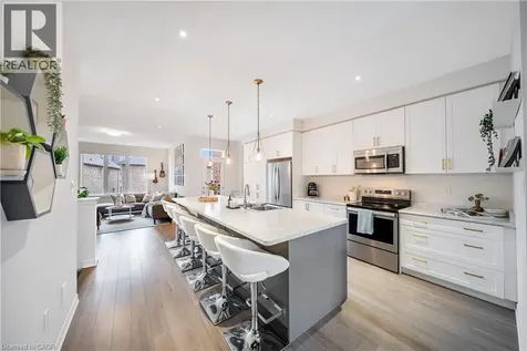 223 Skinner Road Hamilton ON L8B 1X2