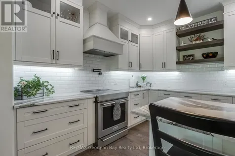 50 Windermere Circle Tay ON L4R 0C3