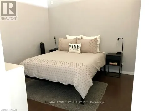 404 King Street West Kitchener ON N2G 4Z9