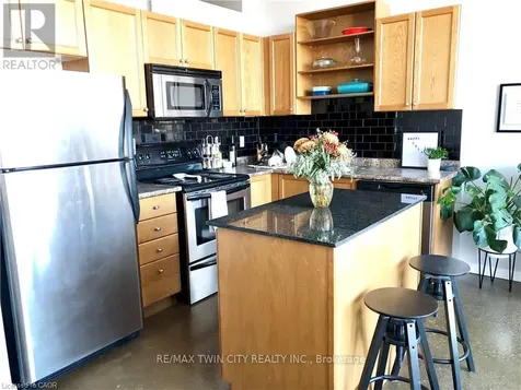 404 King Street West Kitchener ON N2G 4Z9