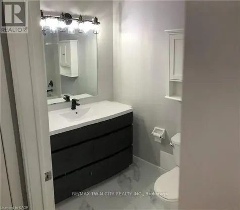 404 King Street West Kitchener ON N2G 4Z9