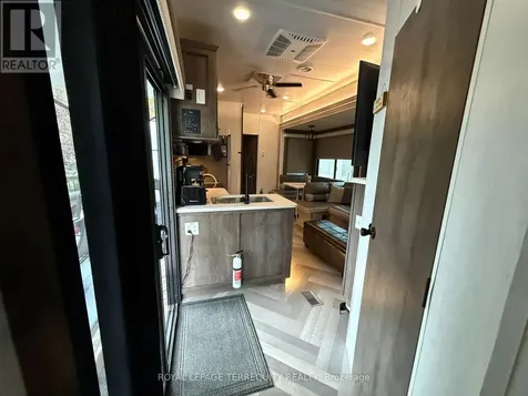 308 Rockview Selwyn ON K0L 2H0