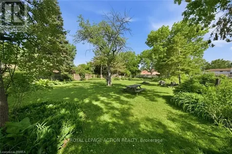 26 Alice Street Brantford ON N3R 1Y2