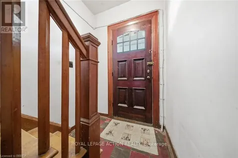 26 Alice Street Brantford ON N3R 1Y2