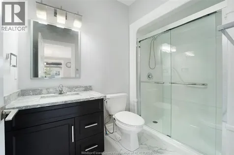 1581 Rockport Windsor ON N9G 0B6