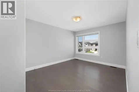 1581 Rockport Windsor ON N9G 0B6