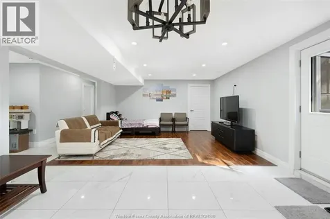 1581 Rockport Windsor ON N9G 0B6