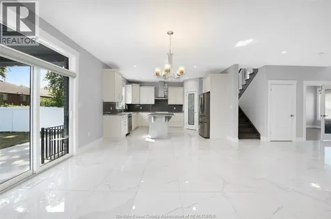 1581 Rockport Windsor ON N9G 0B6
