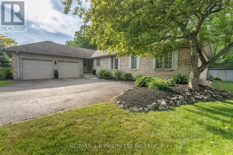 34 Lorraine Avenue Tillsonburg ON N4G 4V3