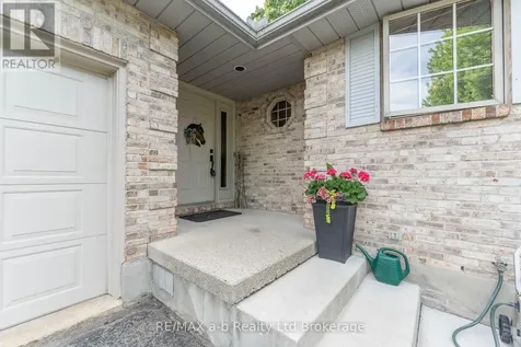 34 Lorraine Avenue Tillsonburg ON N4G 4V3