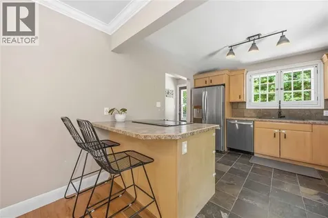 860 London Road Sarnia ON N7T 4Y2