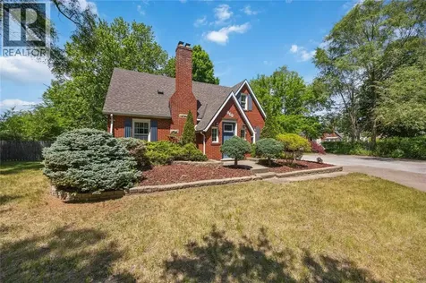 860 London Road Sarnia ON N7T 4Y2