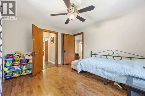 860 London Road Sarnia ON N7T 4Y2