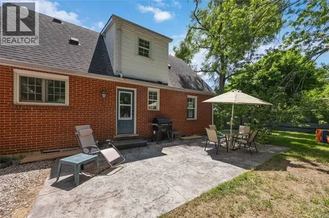 860 London Road Sarnia ON N7T 4Y2