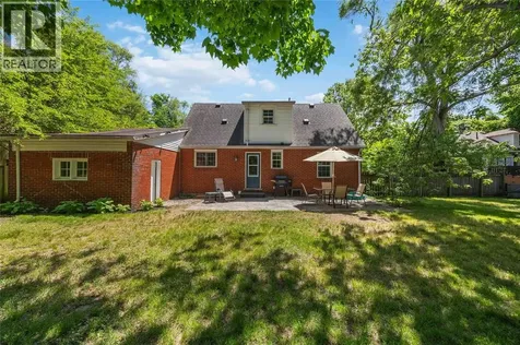 860 London Road Sarnia ON N7T 4Y2
