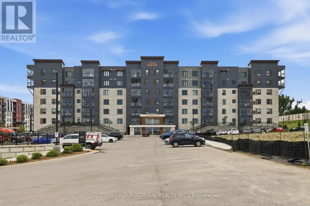 15 Kneeshaw Drive Barrie ON L9J 0X9