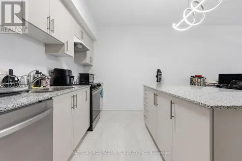 15 Kneeshaw Drive Barrie ON L9J 0X9
