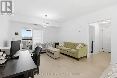 15 Kneeshaw Drive Barrie ON L9J 0X9