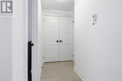 15 Kneeshaw Drive Barrie ON L9J 0X9