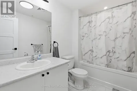 15 Kneeshaw Drive Barrie ON L9J 0X9