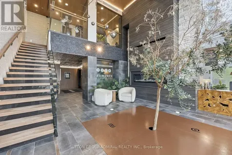15 Kneeshaw Drive Barrie ON L9J 0X9
