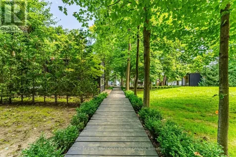 45 Ivy Lane Orillia ON L3V 6H1