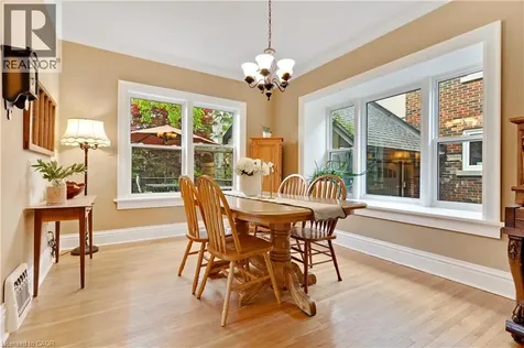 11 Earl Street Kitchener ON N2M 2V5