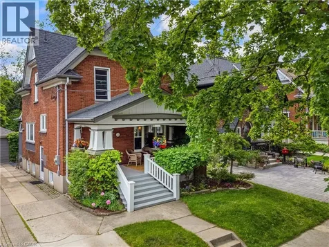11 Earl Street Kitchener ON N2M 2V5