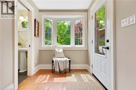 11 Earl Street Kitchener ON N2M 2V5