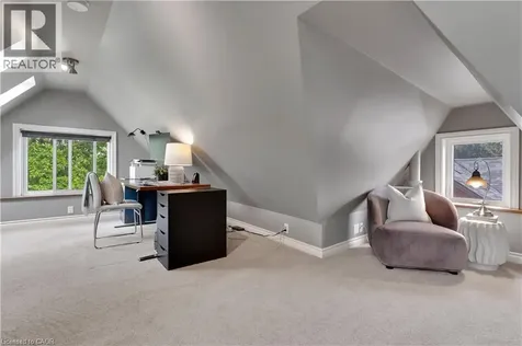 11 Earl Street Kitchener ON N2M 2V5
