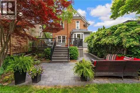 11 Earl Street Kitchener ON N2M 2V5