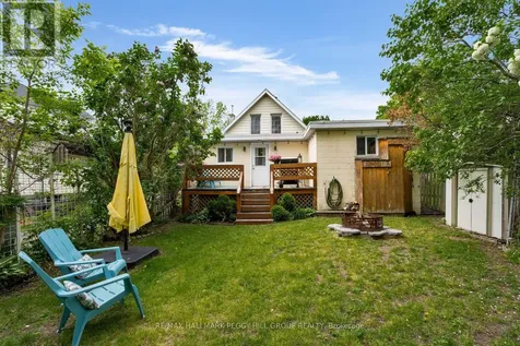 16 William Street Orillia ON L3V 5N3
