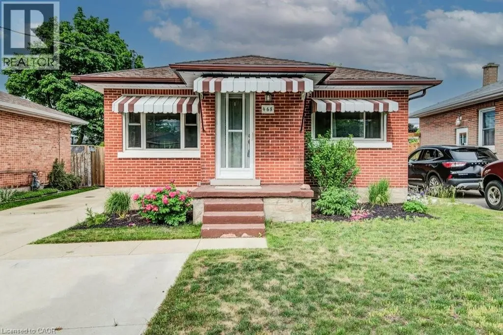 468 Highland Road East Kitchener ON N2M 3W7