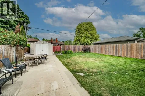 468 Highland Road East Kitchener ON N2M 3W7