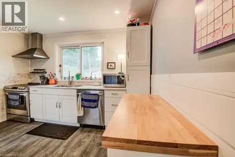 468 Highland Road East Kitchener ON N2M 3W7