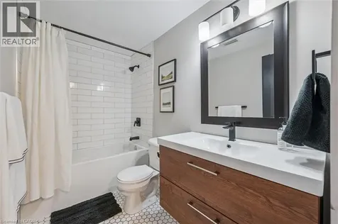 162 Werstine Terrace Cambridge ON N3C 4G9