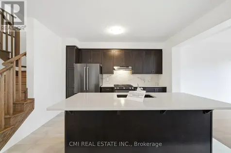 656 Newlove Street Innisfil ON L9S 0R8