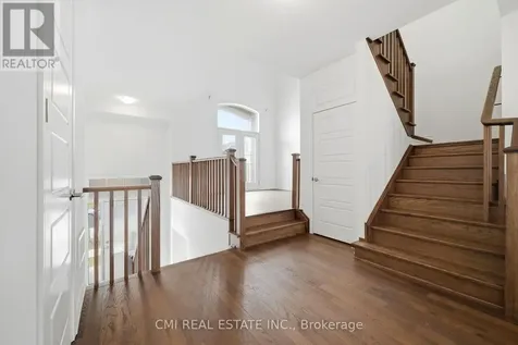 656 Newlove Street Innisfil ON L9S 0R8